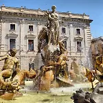 La Trinacria * Syracuse